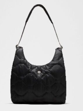 Lululemon NWT Quilty Pleasures Shoulder Bag Mini 5L Black Wordmark